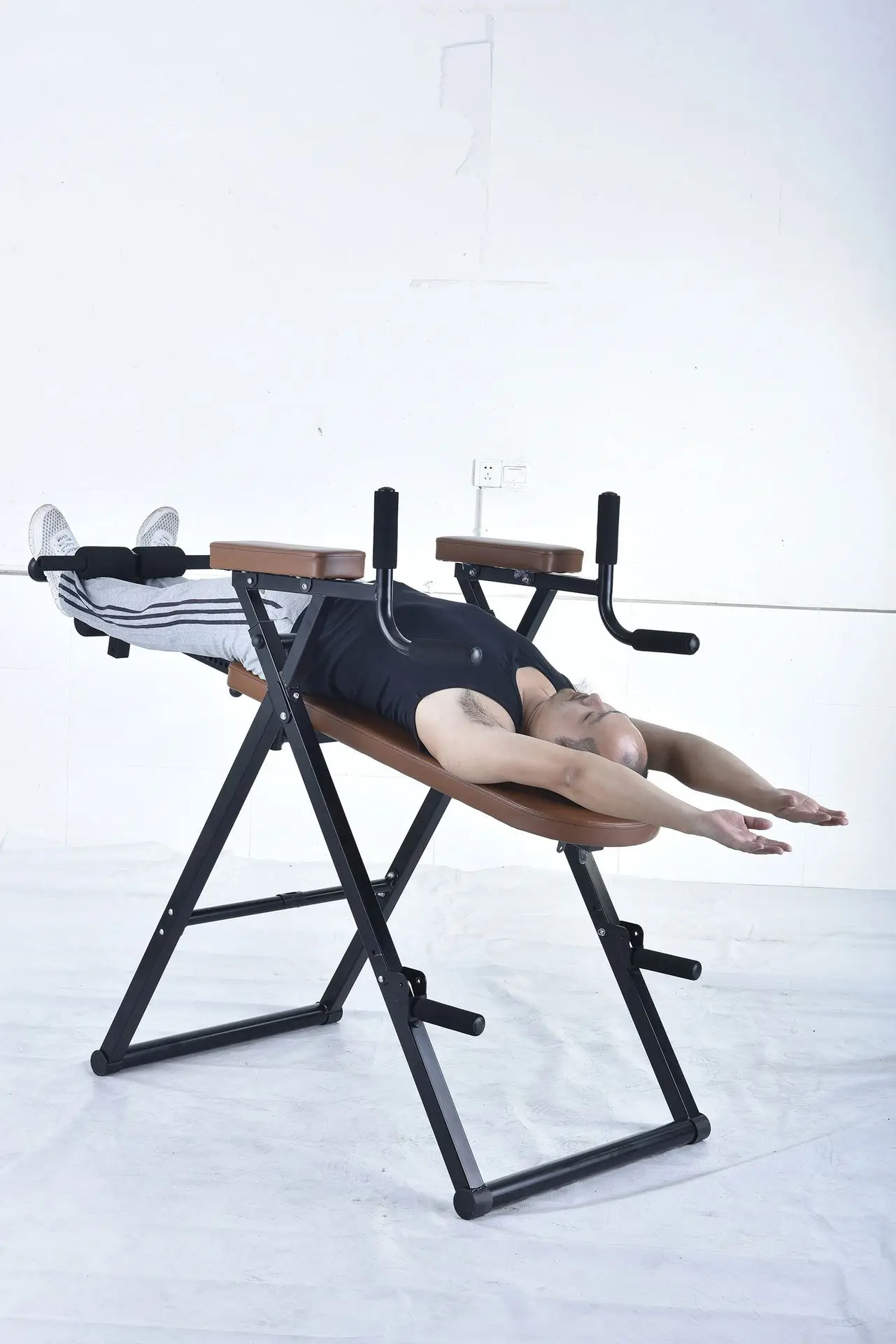 Inversion Table Fold - l Novo design multifuncional mesa de