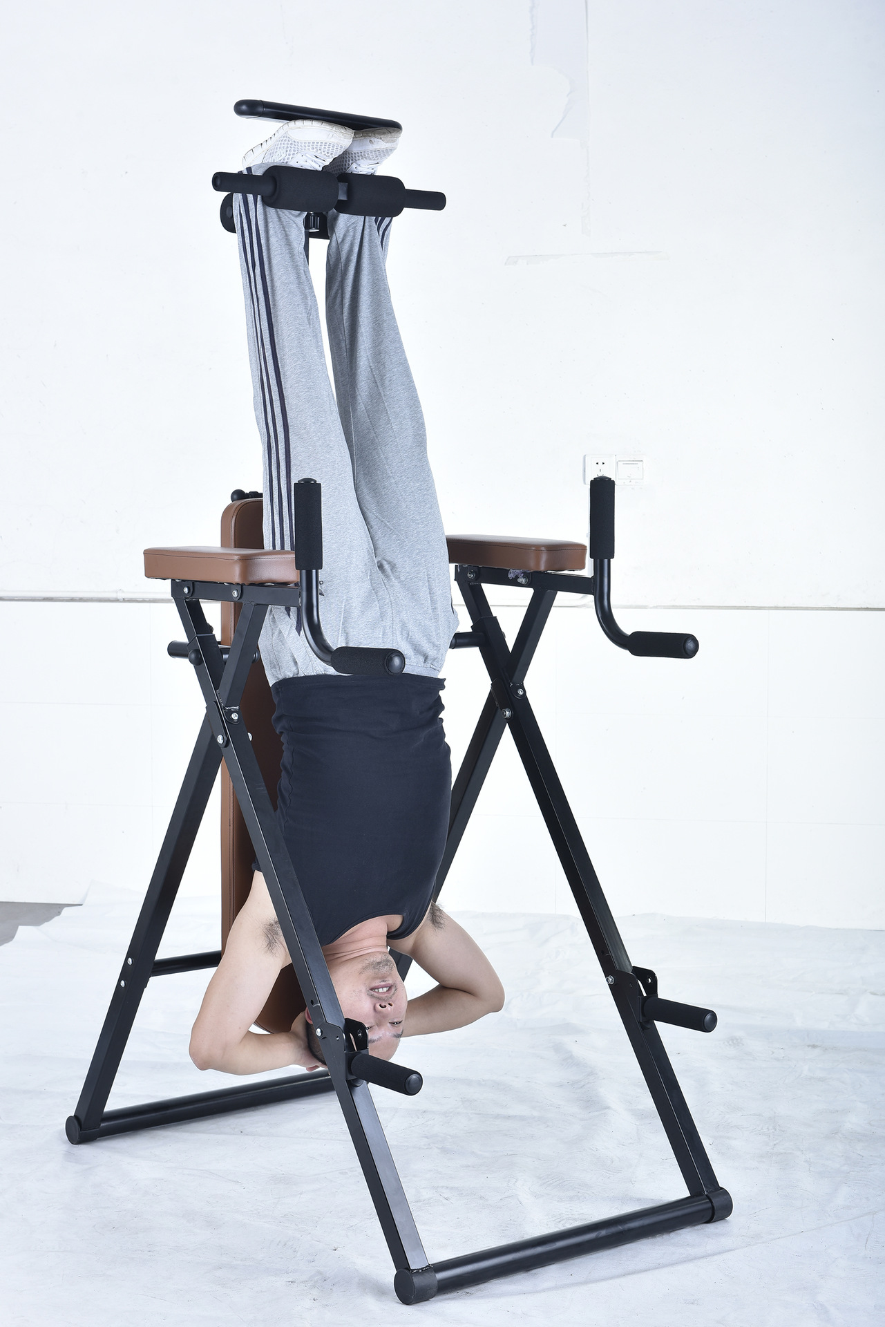 Máquina de suporte de mesa de  - Inversion Table Fold avaliação e preço